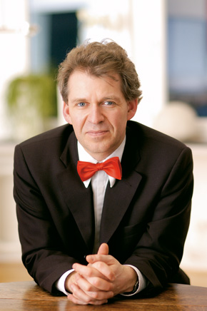 Dr. Reinhard Fischer - Auktionator und Firmeninhaber